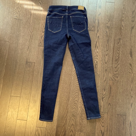 American Eagle Skinny Jeans - Picture 2 of 4